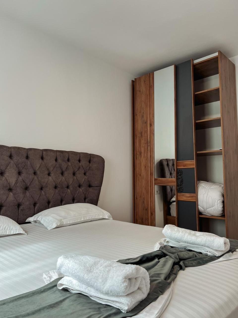 Lovely Apartment ติรานา ภายนอก รูปภาพ