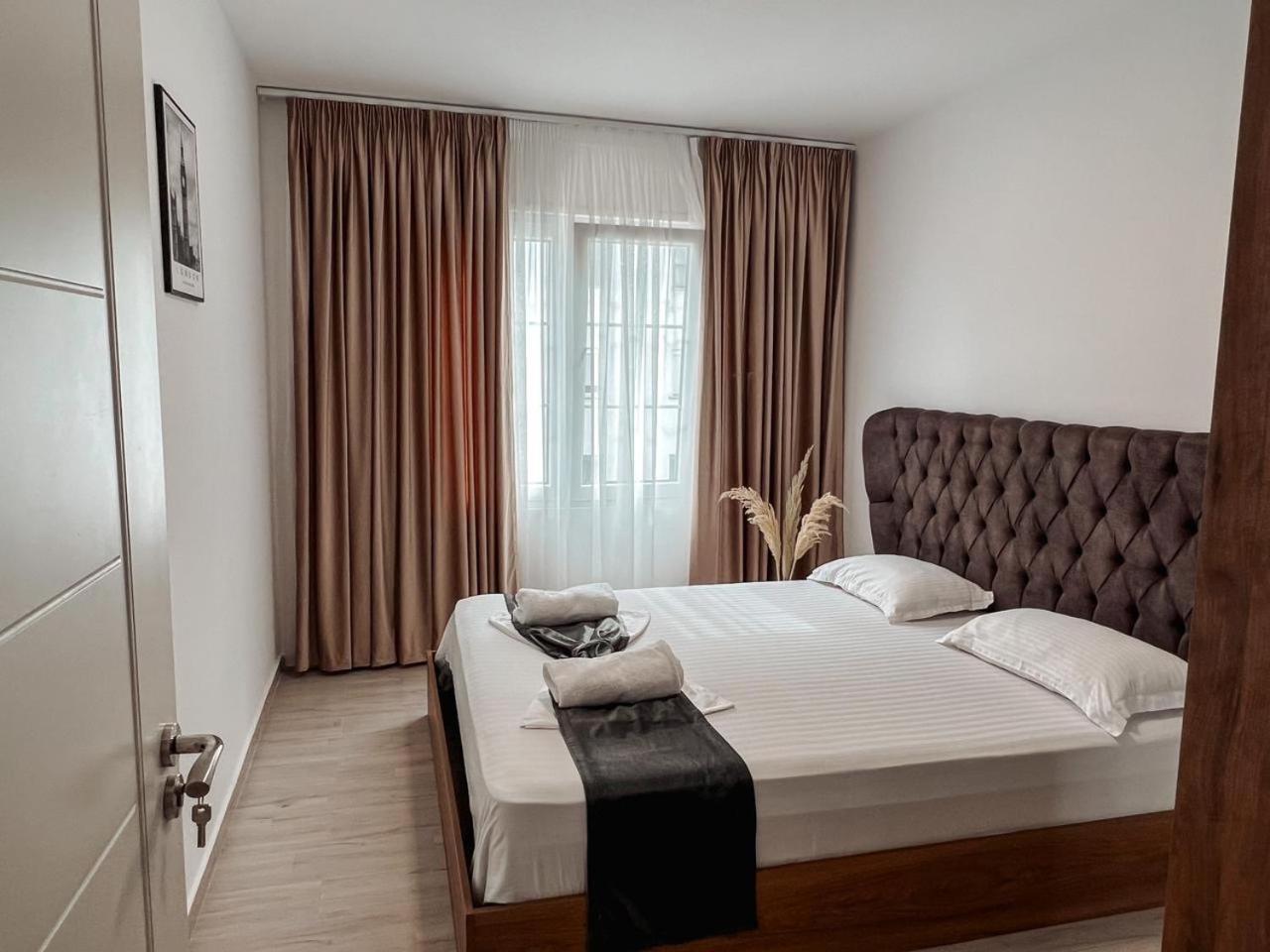 Lovely Apartment ติรานา ภายนอก รูปภาพ